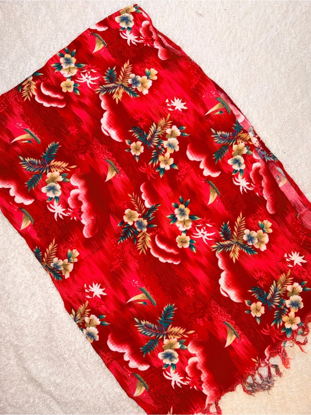 Sarong Vibrant Red Tropical Floral Short